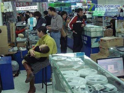 老外逛中國IT賣場(chǎng)有感 服務(wù)與效率的飛躍，已超越秋葉原的代理代辦模式