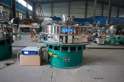 工業(yè)堿及其在升降機制造中的應用